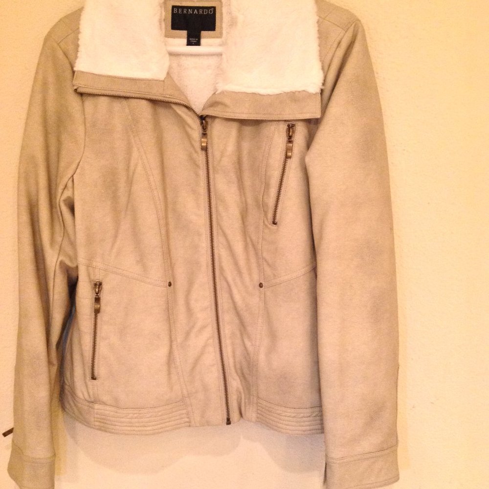 Bernardo Faux Leather Jacket Womens - Picture 10 of 11